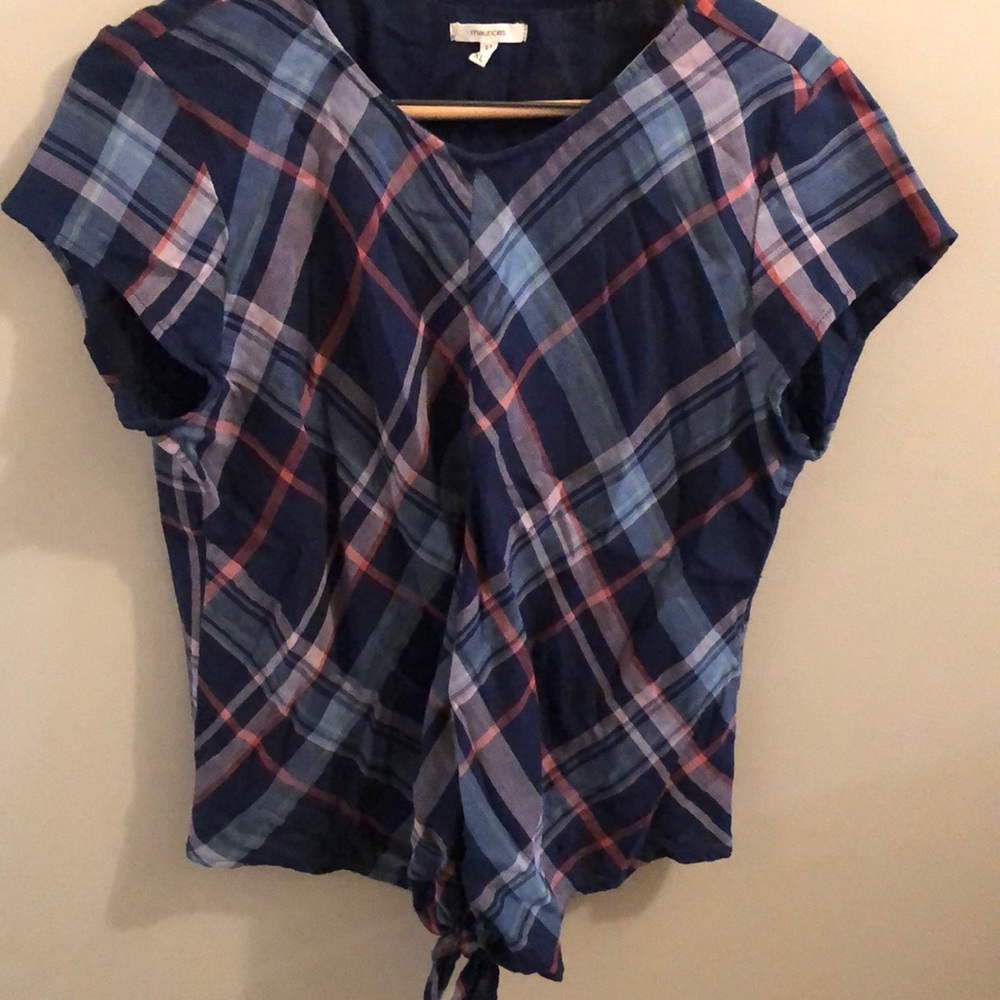 Maurices Front tie Top